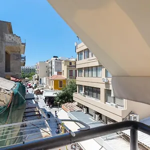 New In The Heart Of Center Apartment