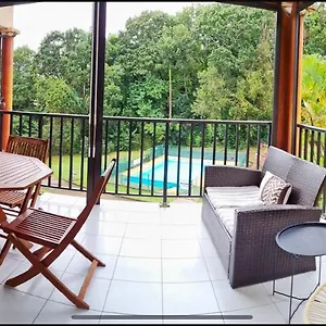 Cosy Dans Avec Piscine Fort-de-France